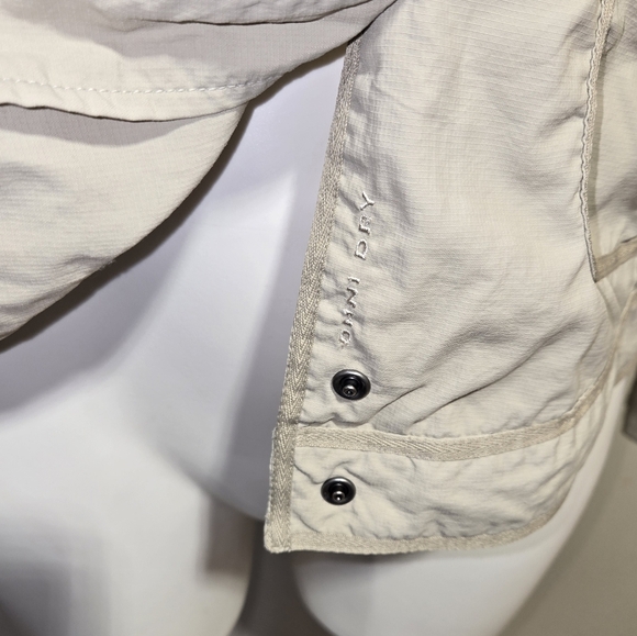 Columbia Titanium Omni Dry Beige Long Sleeve Lightweight Shirt Women's Size Med - Picture 4 of 7